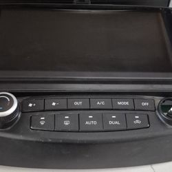 Honda 2004 Accord TV Stereo Unit 