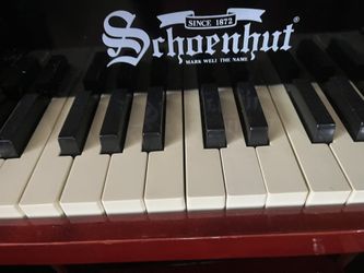 Schoenhut Piano