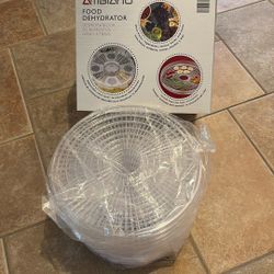 Food dehydrator 