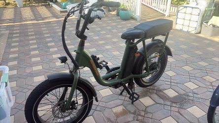 Gently used RAD (green)