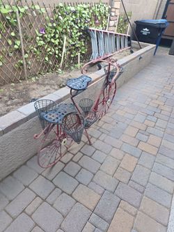 Ornamental bike for the yard