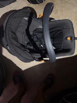 Chicco Infant Car Seat Carrier