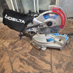 Delta 10 " Compond Miter Saw 