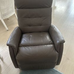 Bassett Leather Recliner