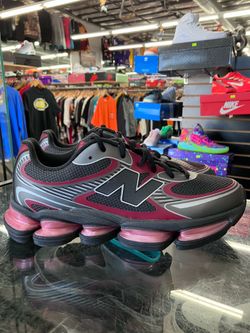 New Balance ABZORB 2000 Black Cement Podium Red