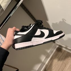 Nike Pandas Women’s Size 9.5