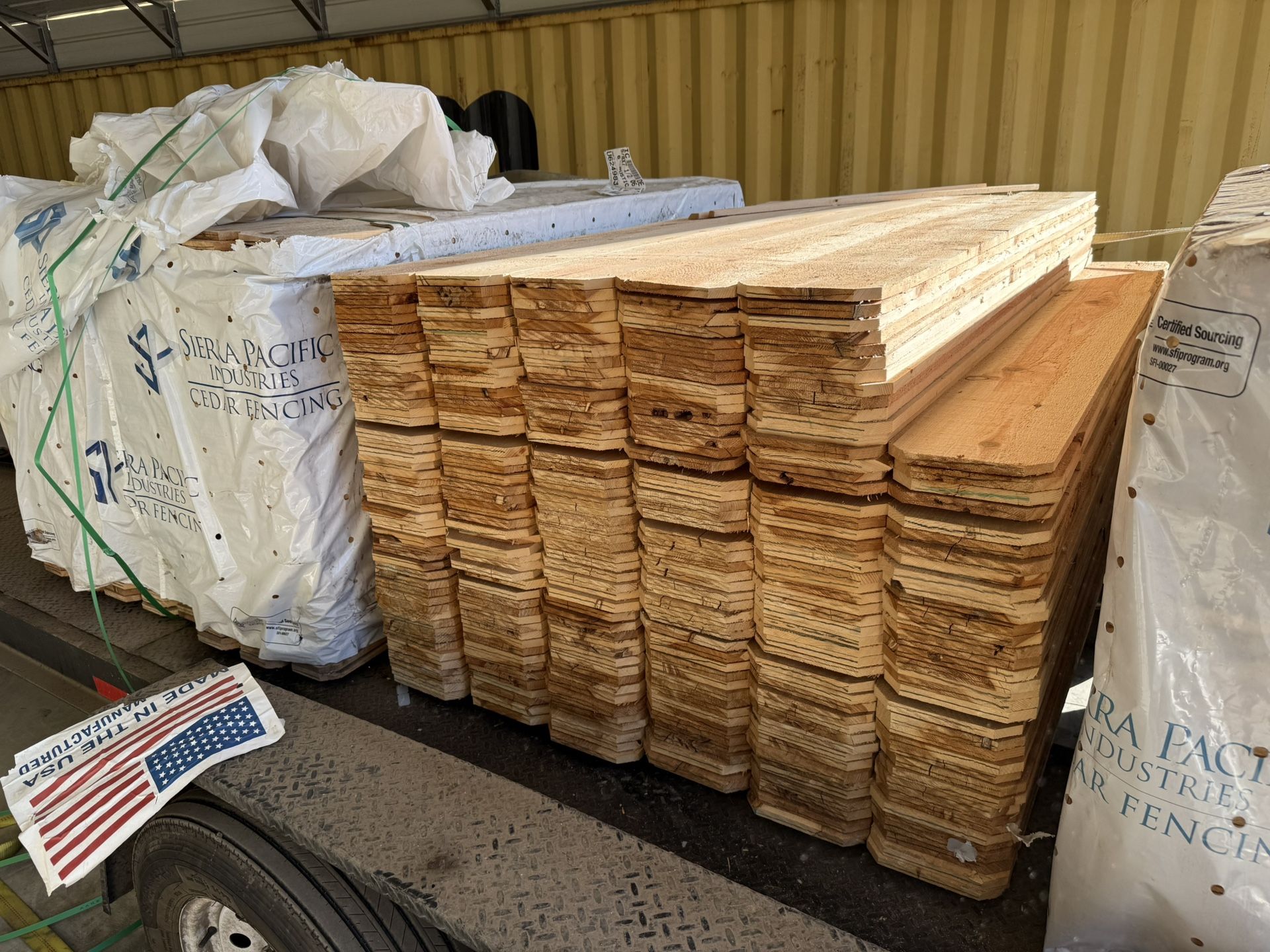 NEW WOOD FOR FENCE / MADERA NUEVA PARA CERCOS