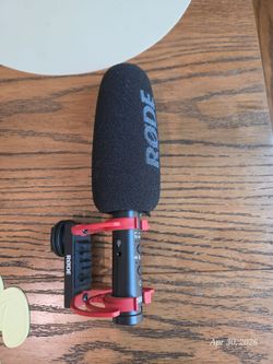 Rode VideoMic NTG Camera-mount Shotgun Microphone,Black