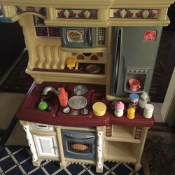 Step2 Nice Pretend Play Kitchen