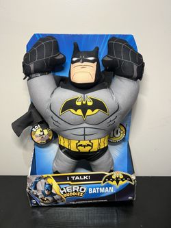 DC Universe - Batman Hero (2013) Buddies Y8017 Brand New In Box DC Universe Rare