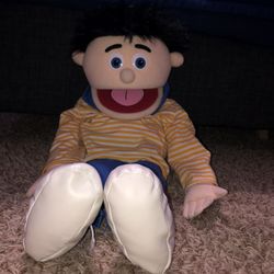 SILLY PUPPET BOBBY!!!
