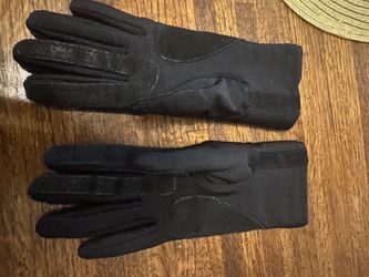 Vintage black Isotoner women's stretch gloves