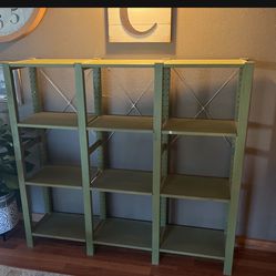 Green Shelving Unit- DOESENT COME APART
