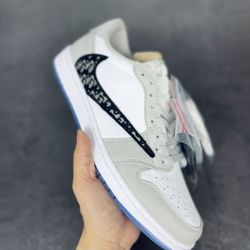 Jordan 1 Low Dior 8