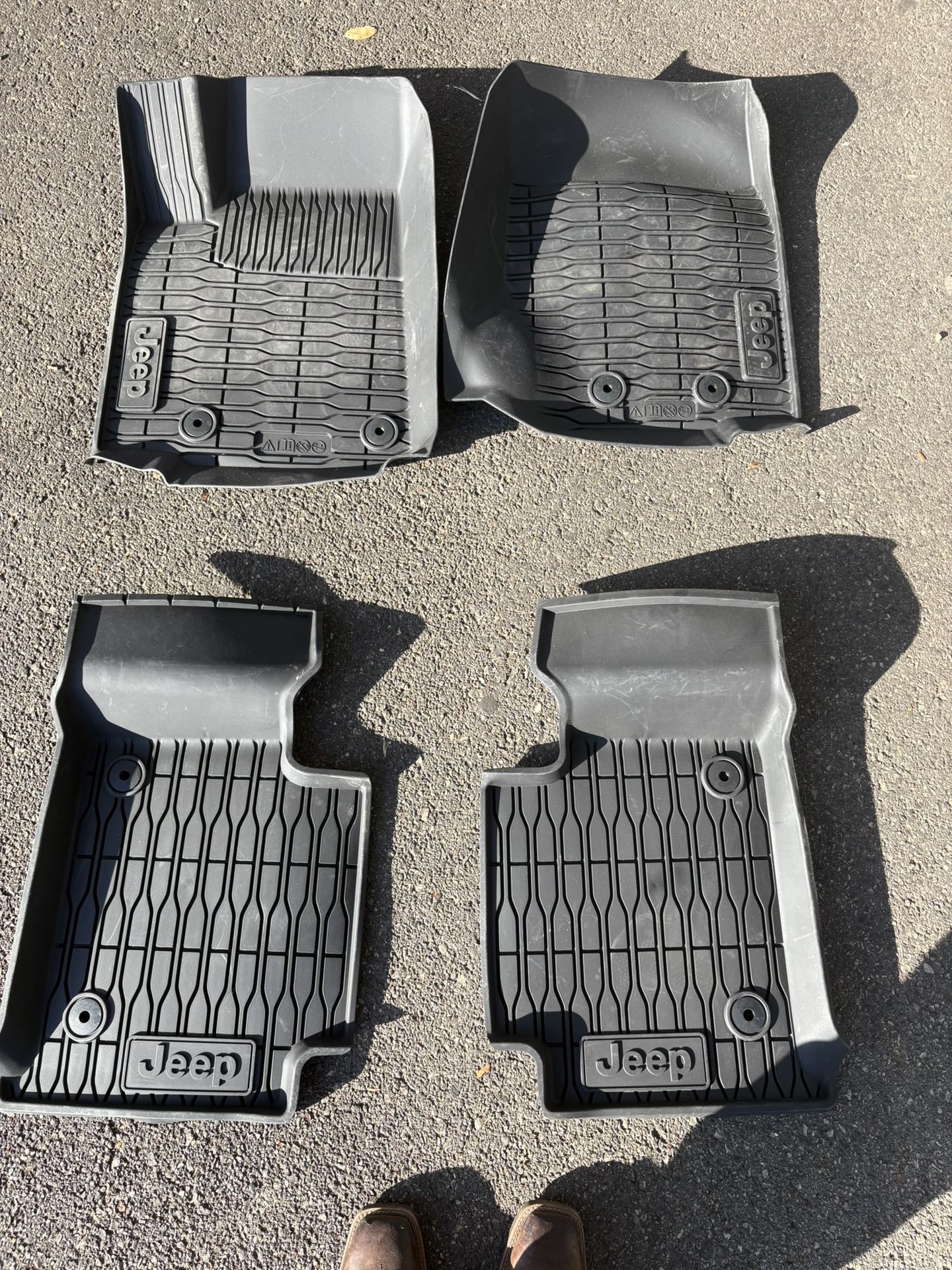 OEM Jeep Rubber Mat Set