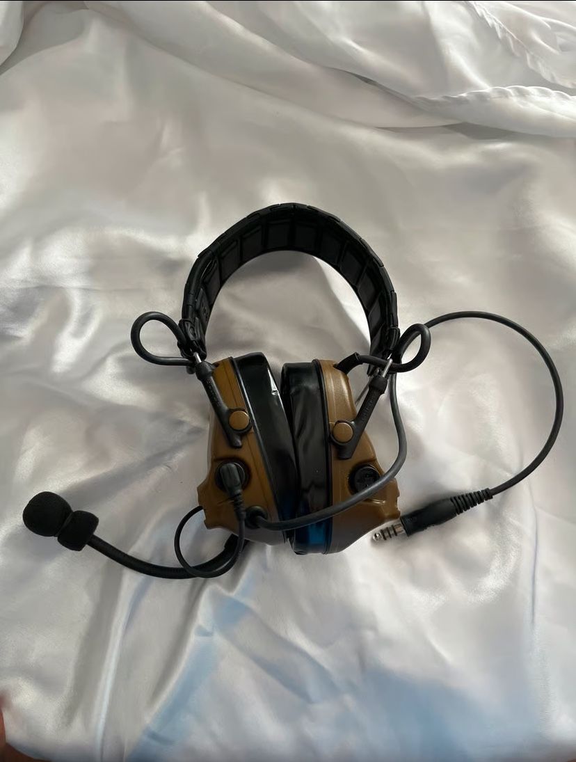 3M Peltor Comtac V headset