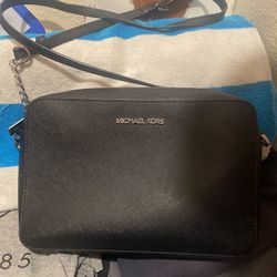 Michael Kors Crossbody Purse 