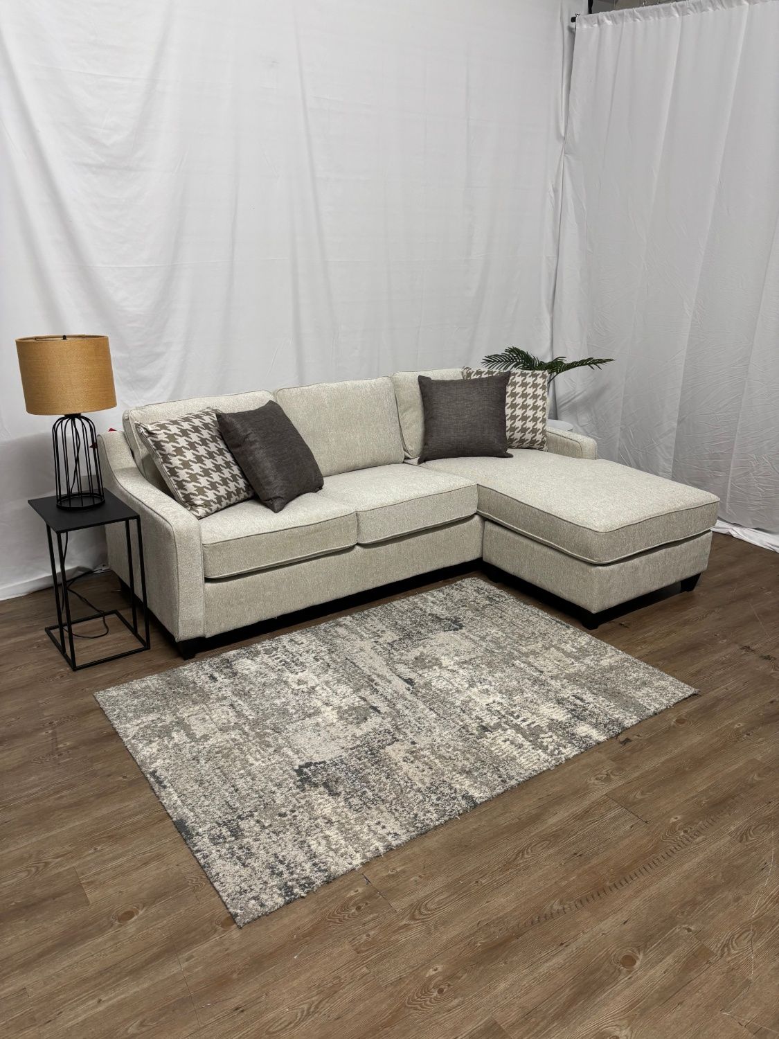 Cream Sofa With Chaise BRAND NEW