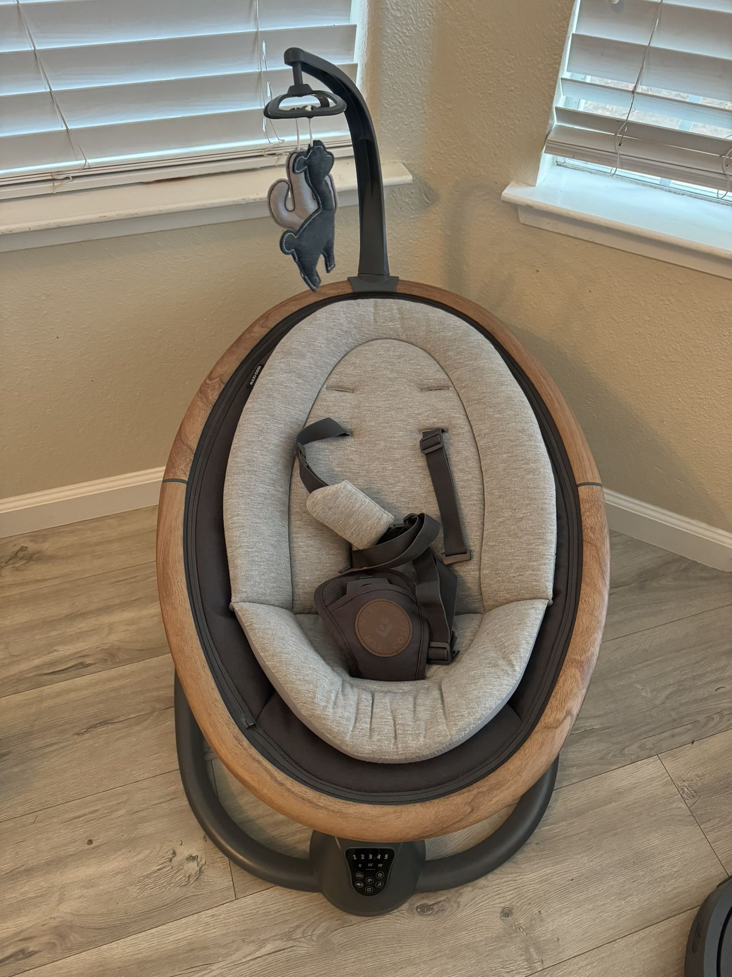 Baby Swing Maxi Cosi