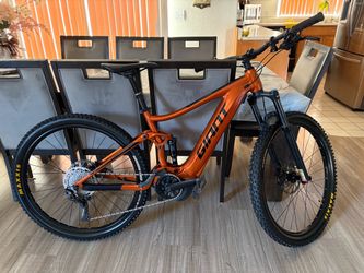 Electric Giant Stance E+ 2 E-Bike 29” Medium Frame MOUNTAIN Bicycle BIKE
