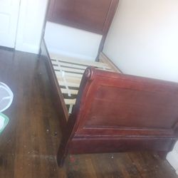 Wood Twin Size Bed Frame 