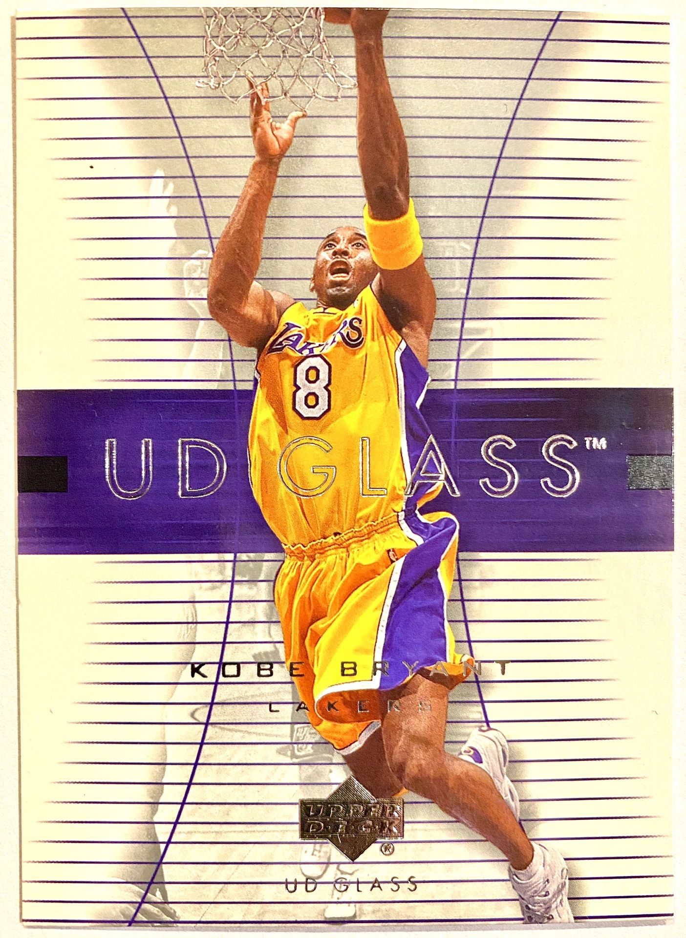 Kobe Bryant 2003-04 Upper Deck UD Glass #24 Los Angeles Lakers HOF • Collectible NBA Trading Card