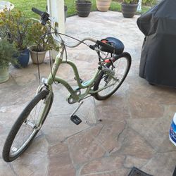 Townie Beach Cruiser Bike