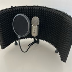 Blue Yeti USB Microphone+ Monoprice Pro Audio Series Isolation Shield