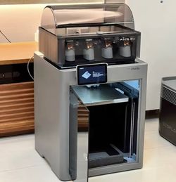 P2s Lab Bamboo Compact 600mm/s High-Speed 3D Printer Multicolor LCD Display USB 1-Year New PLA Fast Print Large Screen Automatic