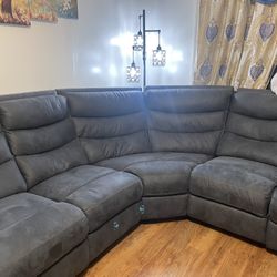 Forte Gray 5 Piece Power Reclining Sectional 