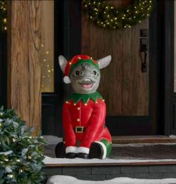 2026 Home Depot Christmas 2.5 ft LED Hand-Painted Donkey - BRAND NEW