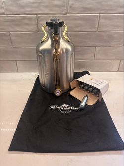 Growler works 128oz uKeg with 10 CO2 cartridges