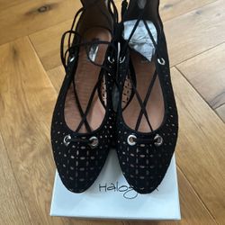 ** NEVER WORN ** Black perforated leather sandals