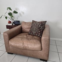 Oversized Leather Chair Camel Color