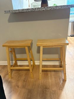 Wood barstools