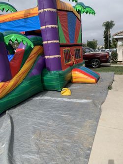 Tropical Bounce House