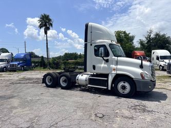 2016 Freightliner  Cascadia