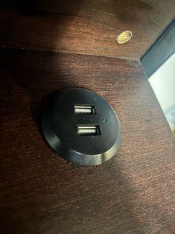 Dual USB Desktop Charging Hub