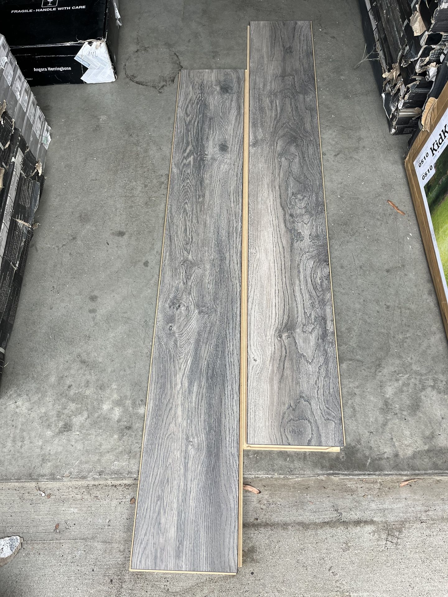 Waveford Gray Oak 12 mm Thick Laminate Flooring (110 sq. ft total)