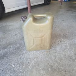 5 Gallon Gas Can