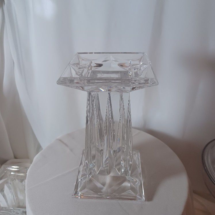 Quad Prism Pedestal Reversible Pillar Holder Vase