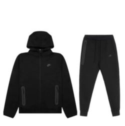 All Black Nike Tech Outfit .
