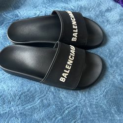 balenciaga slides 