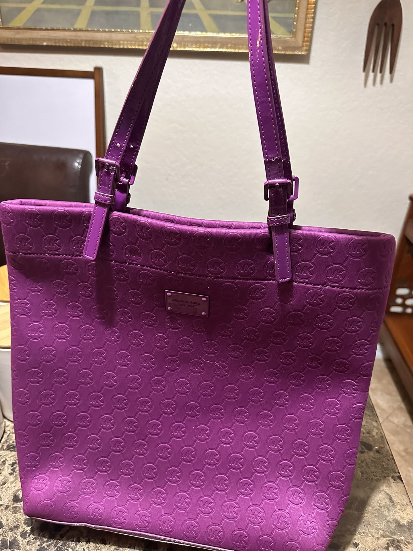 Michael kors purple tote hotsell
