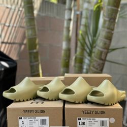 Adidas Yeezy Slide Resin KIDS Size 13K & 1Y 