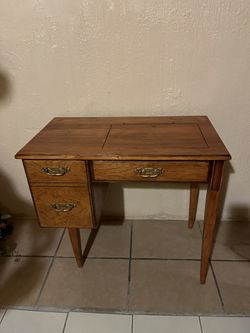 Mesa Para Máquina De Coser