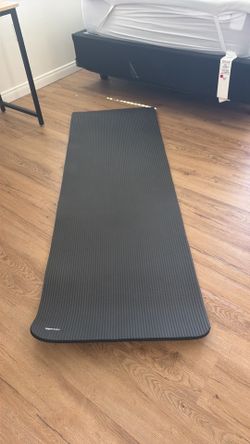 Amazon yoga mat - barely used