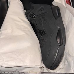 Jordan 4 Black Cat Size 10.5