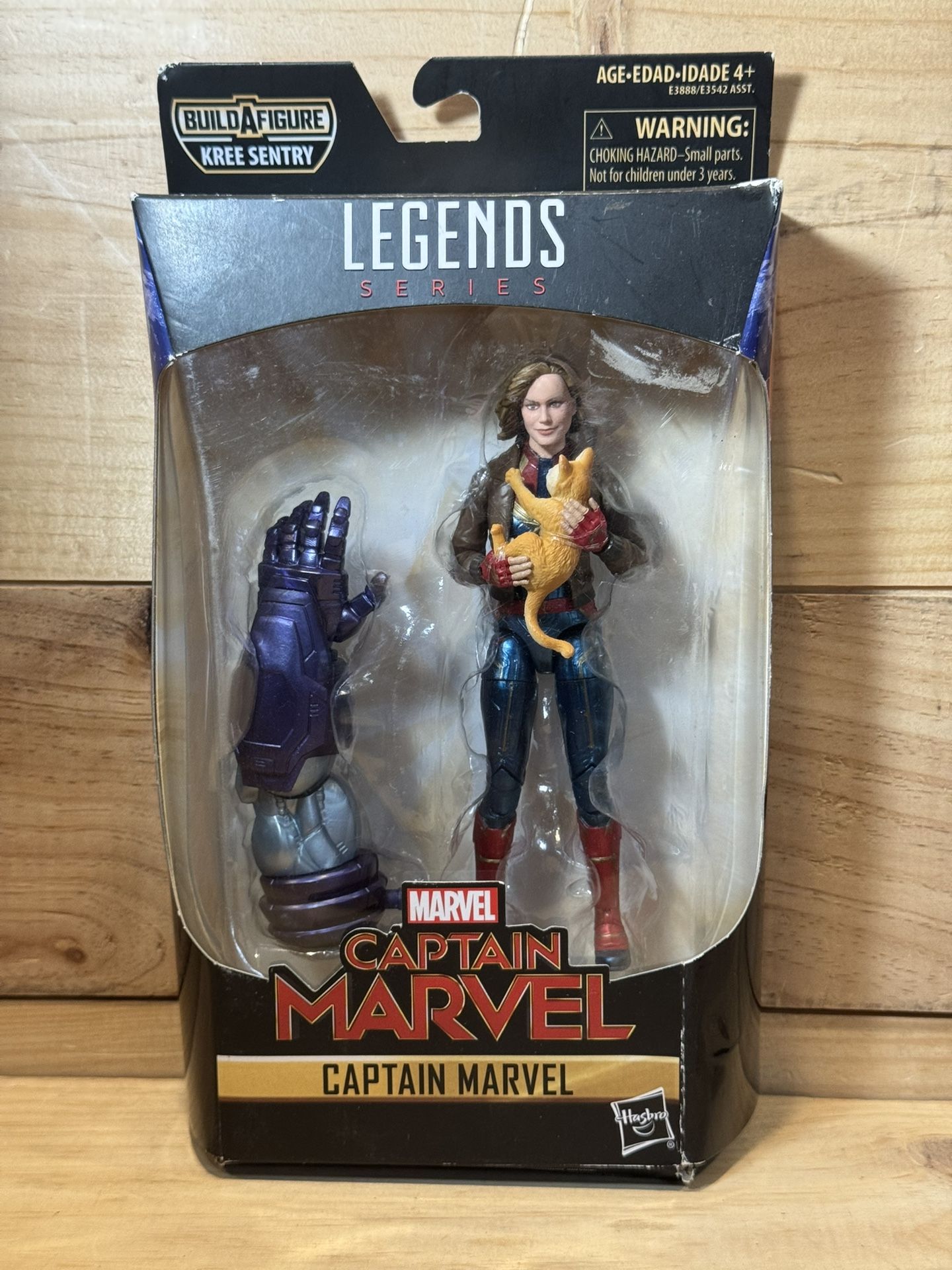 Marvel Legends Series Captain Marvel with Kree Sentry Build-A-Figure #scrappy