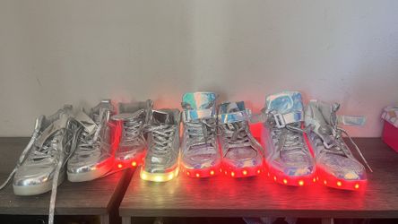 Shoes that Light Up (lot Of 4—family Set)